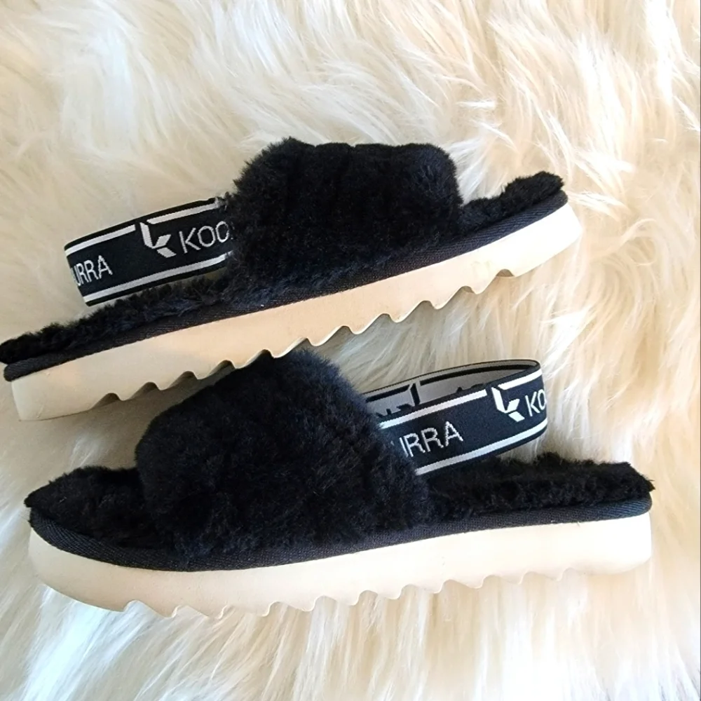 UGG Koolaburra by UGG Fuzz'n Girls' Slide Sandals 1